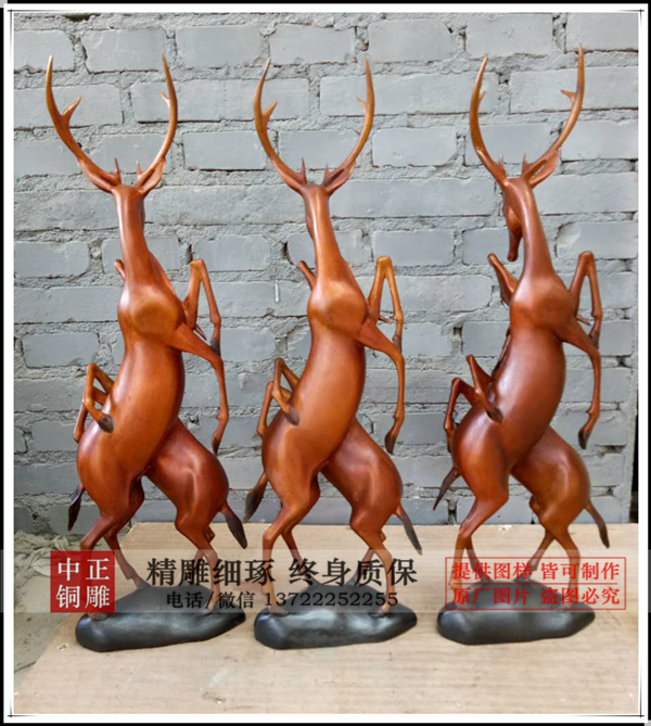 銅雕鹿