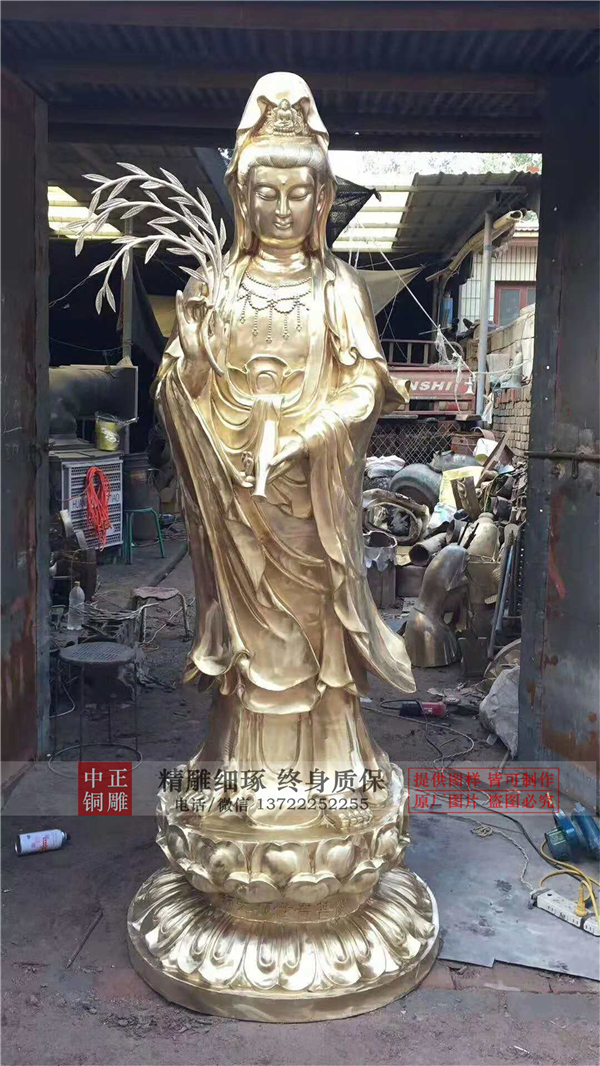 自在觀音雕塑