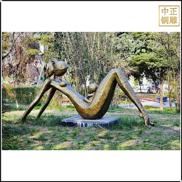 園林景觀抽象雕塑.jpg